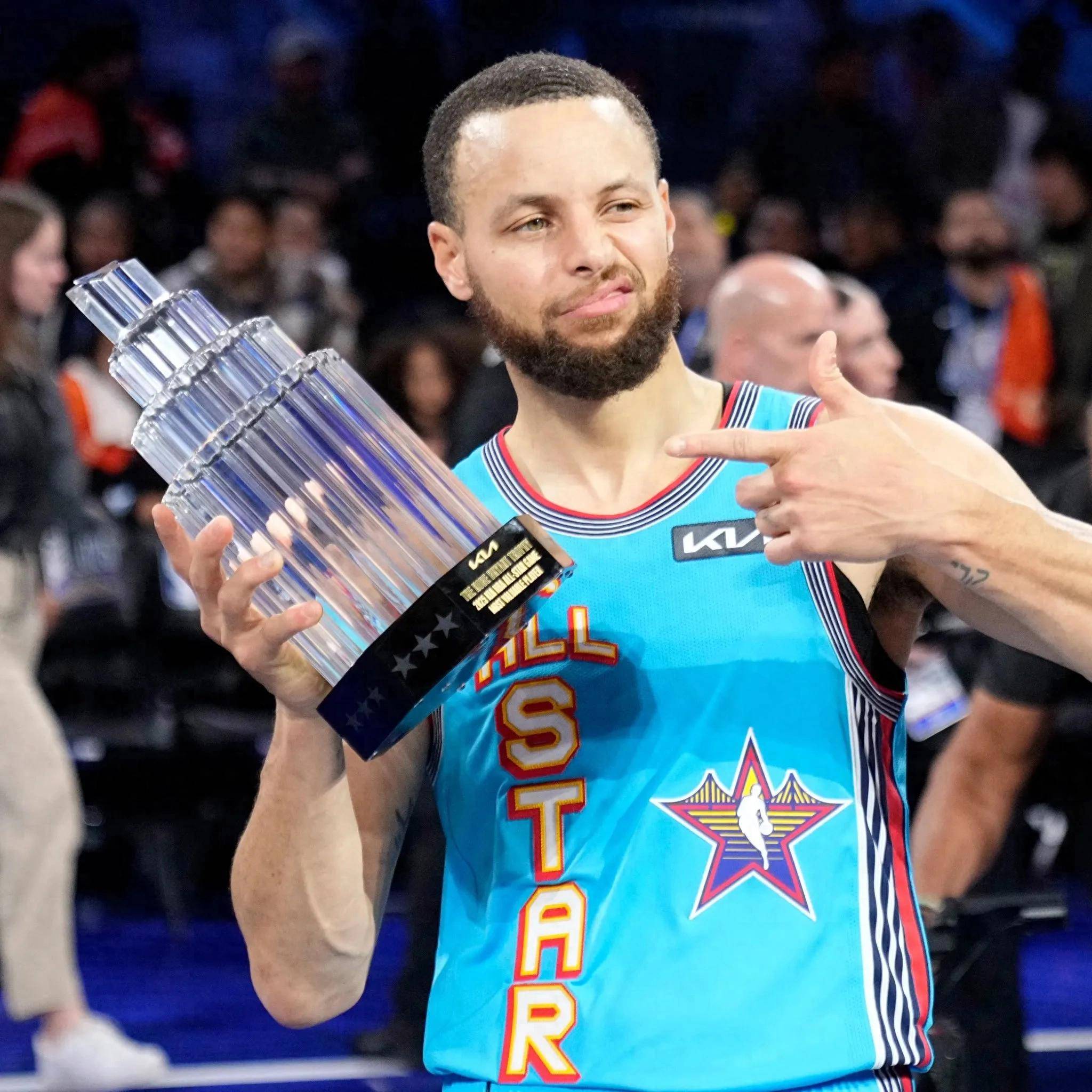 添了一抹不 添了一抹不